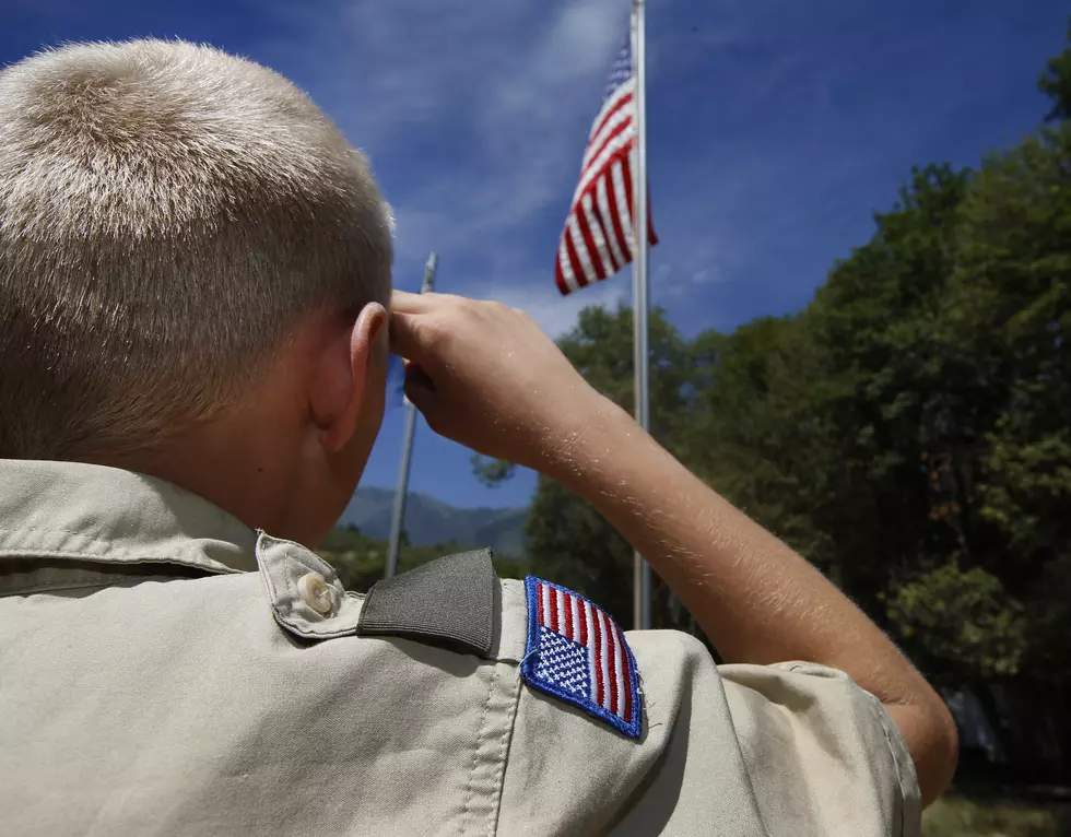 Idaho Boys Show Impressive Respect While Retiring American Flag