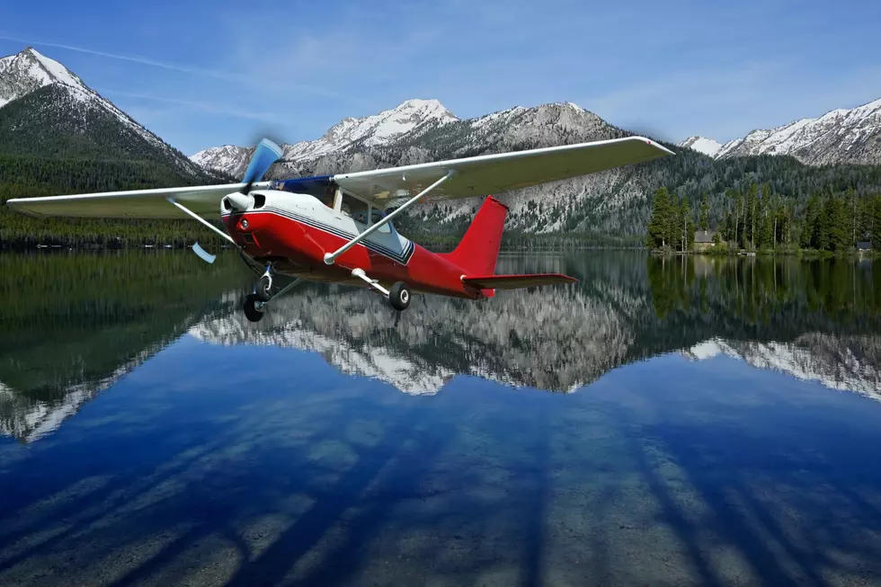 Small Plane Crash in Idaho Lake Injures 2 People