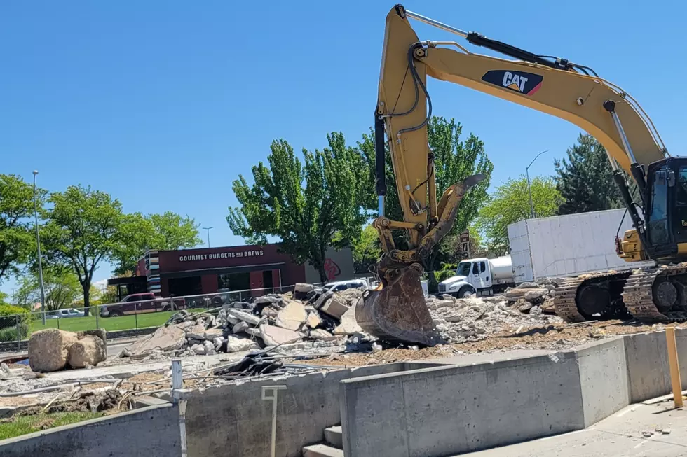 Idaho’s Golden Corral Building Torn Down to Make Way for New Restaurant
